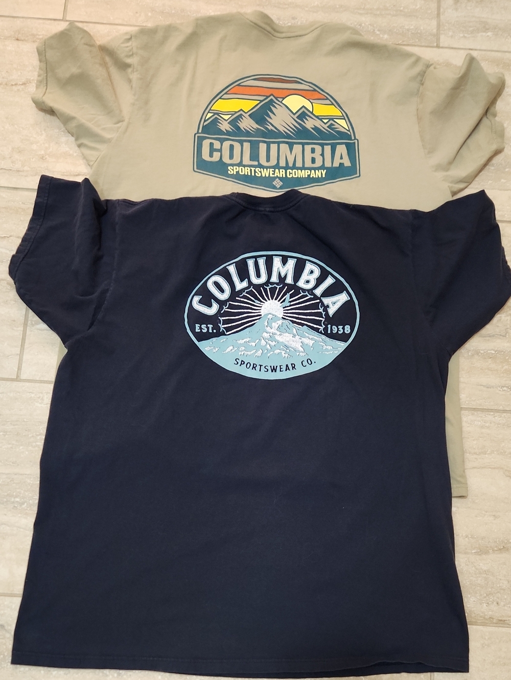 2 Men's Columbia T-Shirt Bundle Graphic   Logo 100% Cotton XL Extra Large